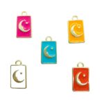 Pingente Lua Retangular Esmaltado Dourado - 1 Und