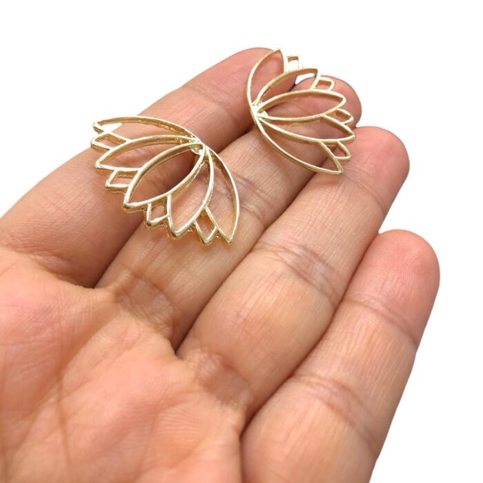 Base Brinco Flor 17mm Dourado – 1 Par - Imagem 3