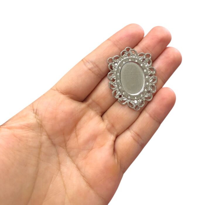 Entremeio Oval P/ Chaton Trabalhado 32x42mm Níquel - 1 Und - Imagem 2