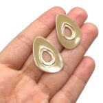 Base Brinco Disforme 34mm Dourado - 1 Par - Imagem 3