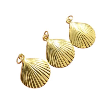 Pingente Concha 23mm C/Argola Dourado - 1 Und