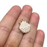 Pingente Concha Trabalhado C/ Pérola 21mm Dourado - 1 Und - Imagem 3