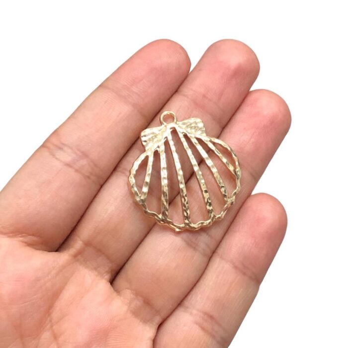 Pingente Concha 33mm Dourado - 1 Und - Imagem 2