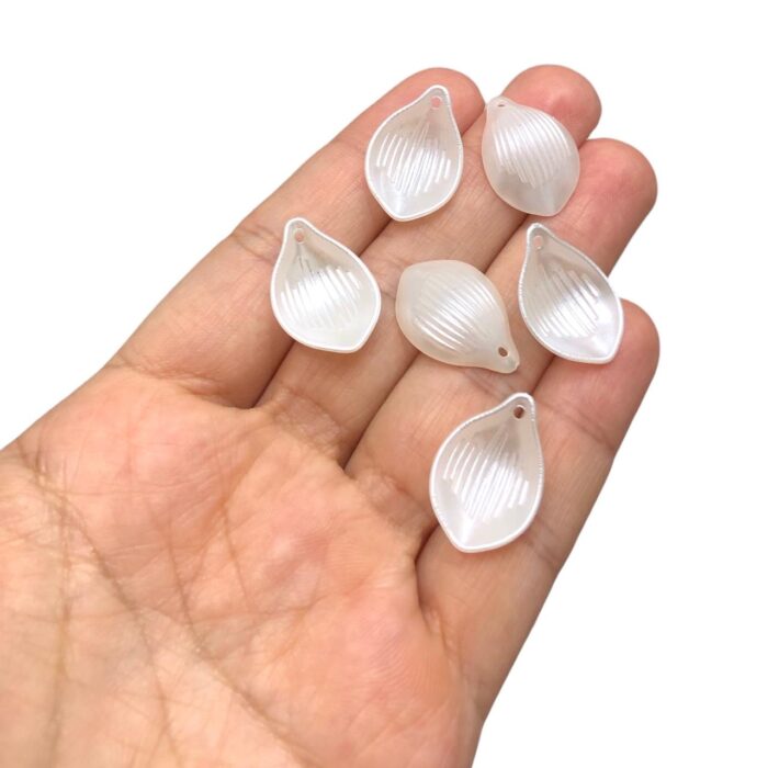 Conta Pétala Perolada 23mm Acrílico – 20 Gramas - Imagem 2