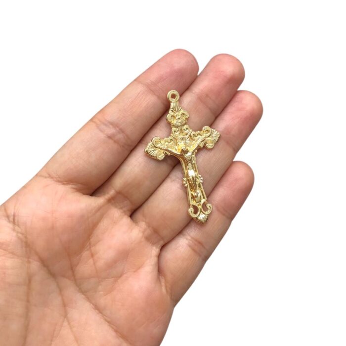 Pingente Cruz Trabalhado 52mm Dourado - 1 Und - Imagem 2