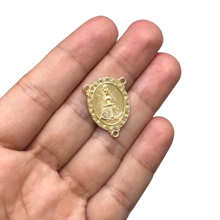 Pingente Oval N.Sra Aparecida 25mm Dourado - 1 Und - Imagem 2