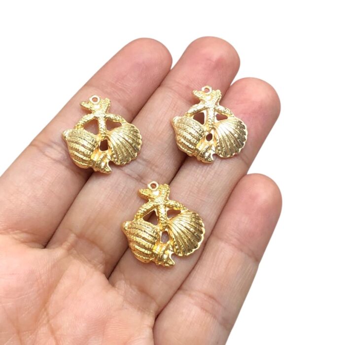 Pingente Estrela/Búzio/Concha 22mm Dourado - 1 Und - Imagem 2