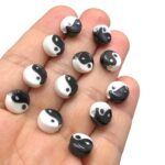 Entremeio Murano Símbolo Yin Yang 10mm - 1 Und - Imagem 3