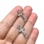 Pingente Cruz Trabalhado 24mm Níquel – 1 Und - Imagem 3