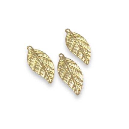 Pingente Folha Trabalhado 22mm Dourado - 1 Und