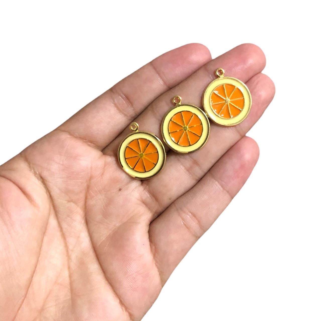 WhatsApp Image 2025-10-21 at 12.09.20 (1) Pingente Laranja 23mm Dourado - 1 Und - Imagem 2