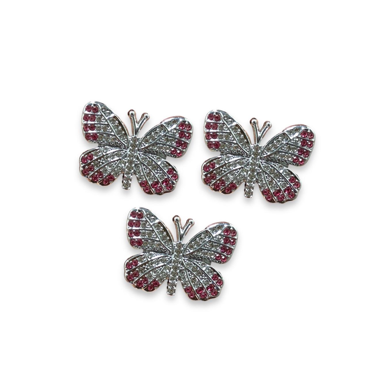 WhatsApp Image 2025-10-27 at 10.38.26 (13) Aplique Borboleta P/ Crocs 25x34mm Abs Níquel– 1 Und - Imagem 1