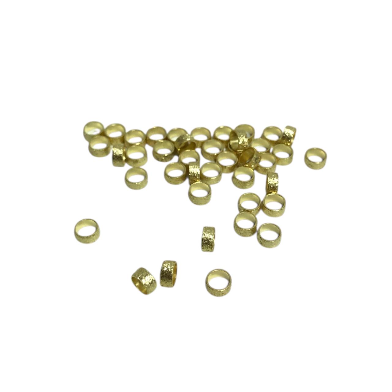 WhatsApp Image 2025-10-29 at 17.00.25 Tubo Redondo 2x4mm Dourado Exclusivo - 30 Unds - Imagem 1