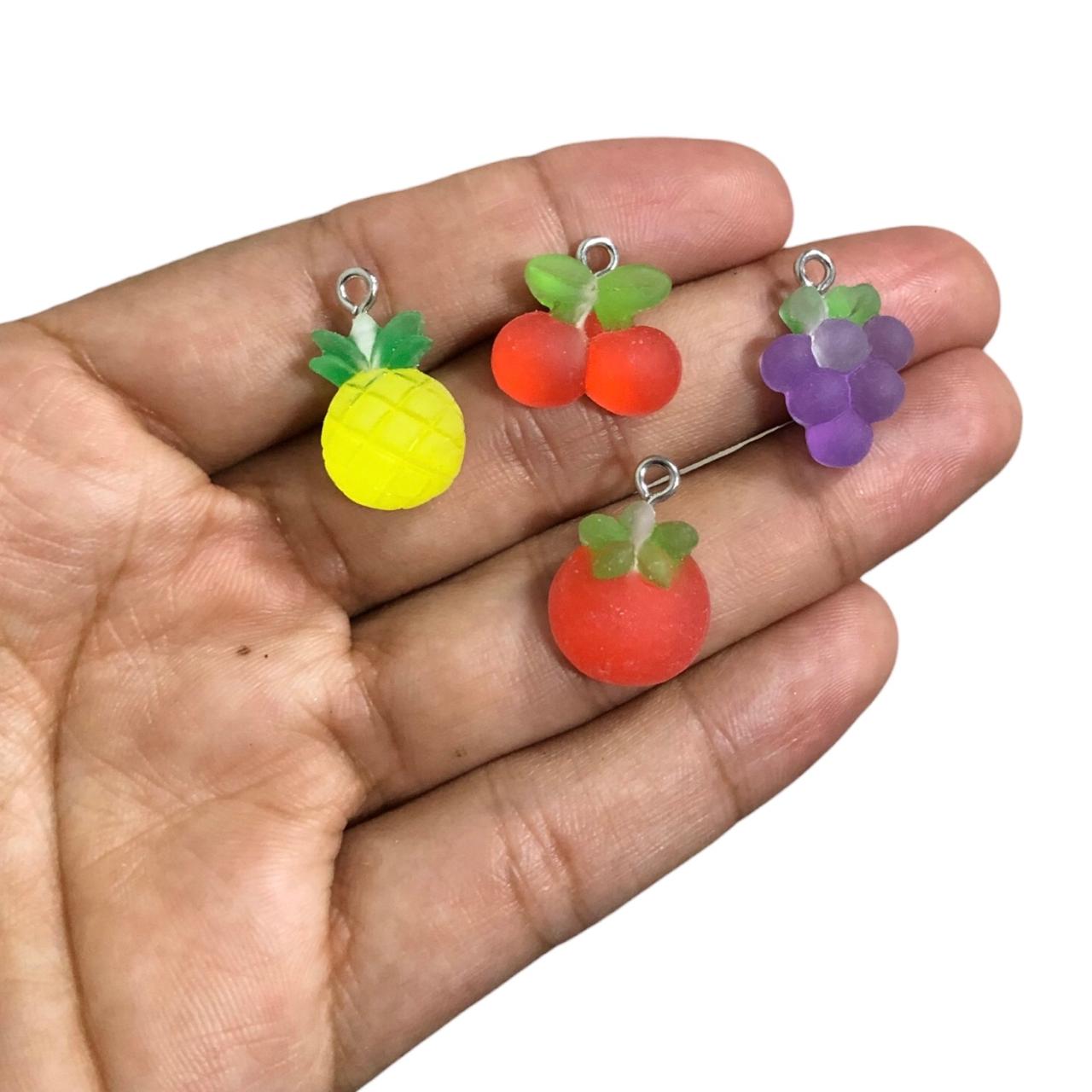 WhatsApp Image 2025-10-30 at 09.31.22 (3) Pingente Fruta Diversas Resina - 1 Und - Imagem 2