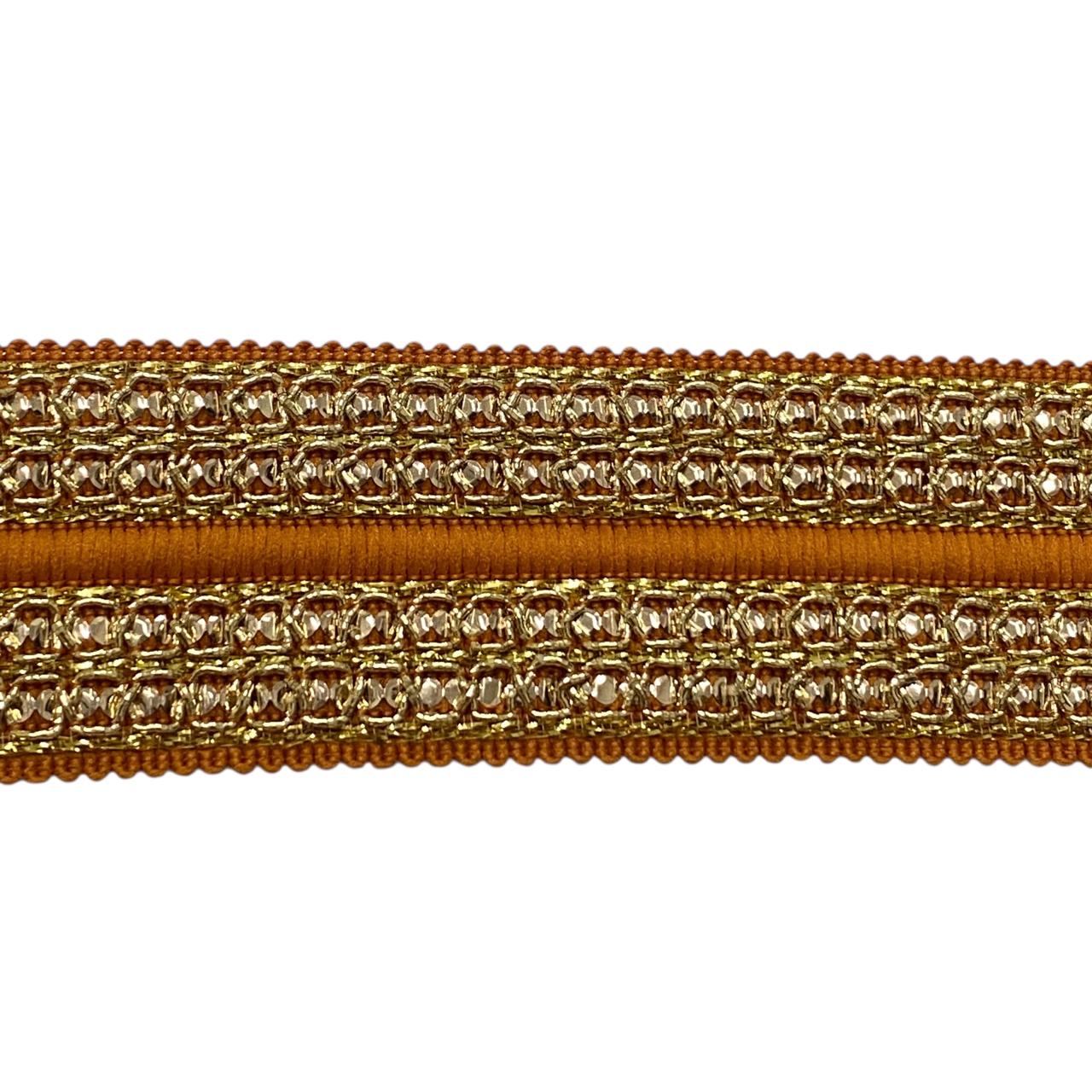 WhatsApp Image 2025-11-12 at 11.59.33 Galão Poliéster 4cm Marrom C/ Dourado - Metro - Imagem 1