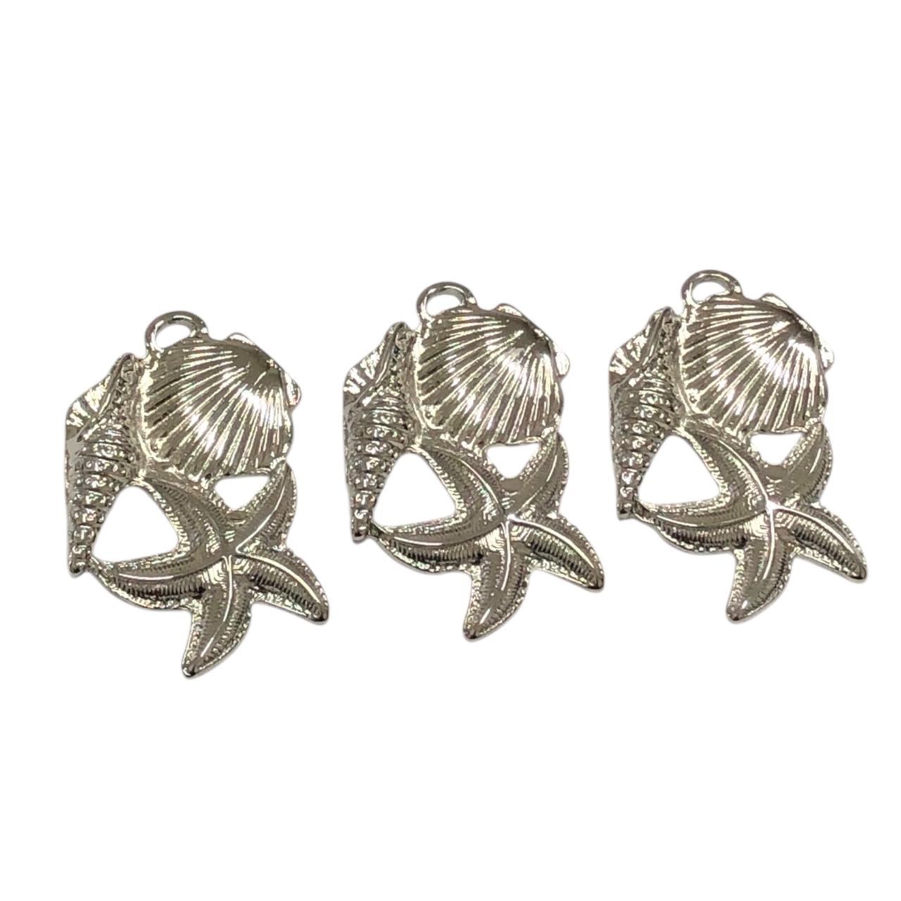 WhatsApp Image 2025-11-26 at 13.48.49 (5) Pingente Concha C/ Estrela 45mm Níquel – 1 Und - Imagem 1