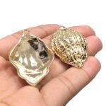 Pingente Concha Do Mar 44mm Trabalhado Dourado - 1 Und - Imagem 3