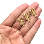 Pingente Lagosta 20mm Dourado – 1 Und - Imagem 3