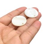 Conta Madrepérola Redondo 25mm C/ Furo - C/ 10 Unds - Imagem 3