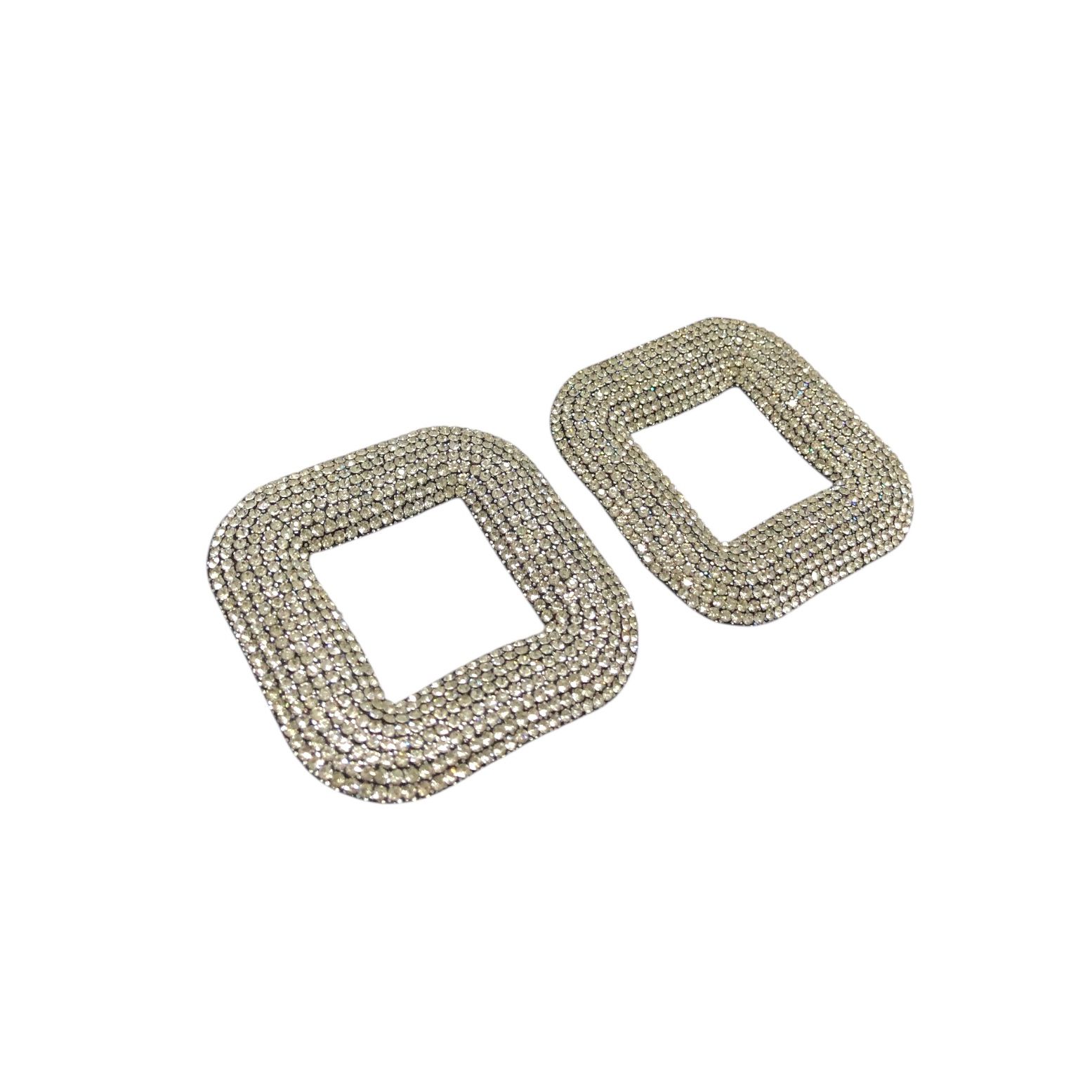 WhatsApp Image 2025-12-17 at 16.22.48 (4) Aplique Quadrado Tecido C/ Strass 60mm - 1 Und - Imagem 1