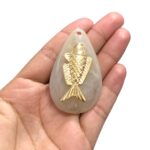 Pingente Gota C/ Peixe 35x60mm Dourado - 1 Und - Imagem 2