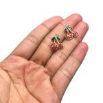 Pingente Cereja 17mm C/ Strass Dourado - 1 Und - Imagem 2