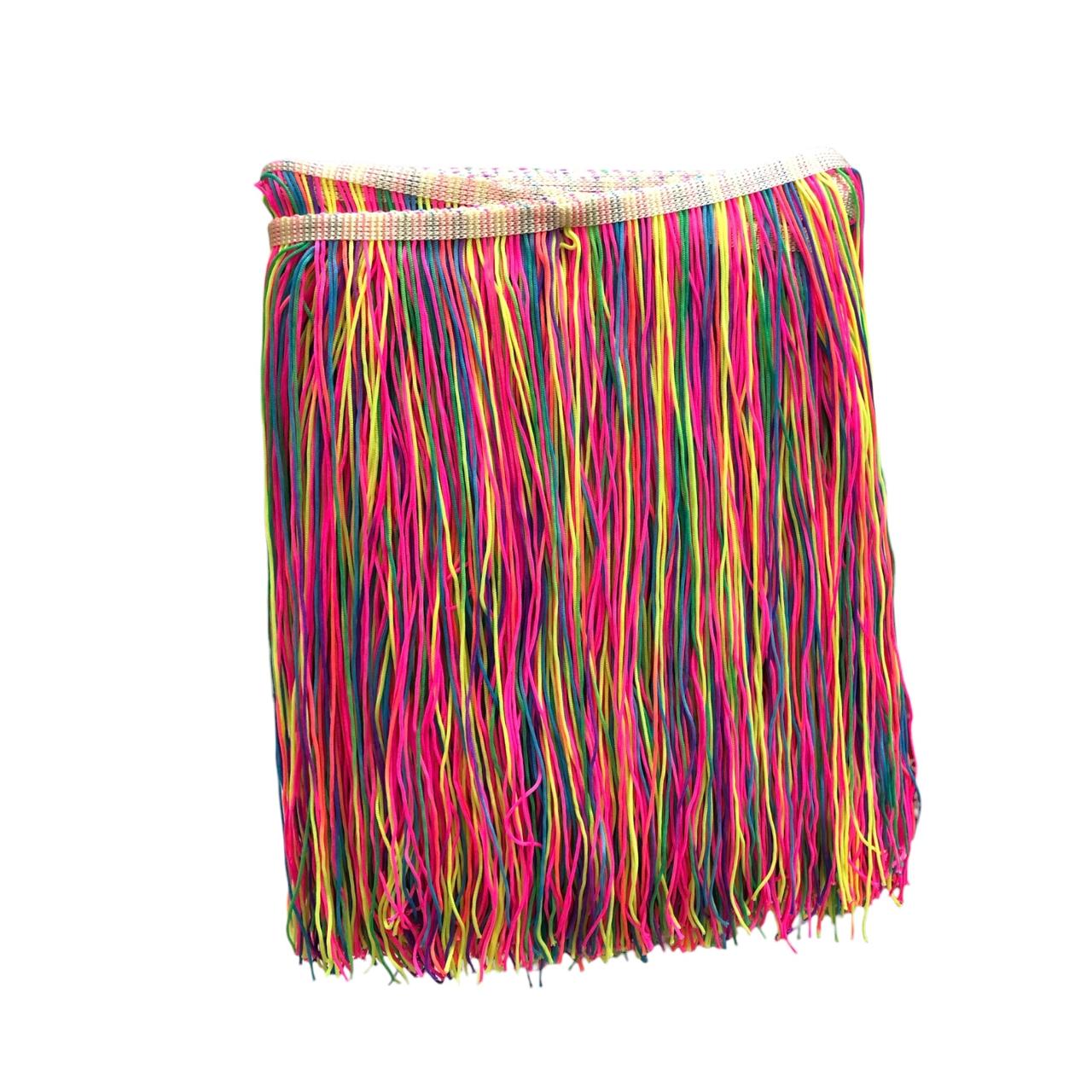 WhatsApp Image 2026-01-30 at 14.26.34 Galão Franja De Seda 30cm Multicor - Metro - Imagem 1