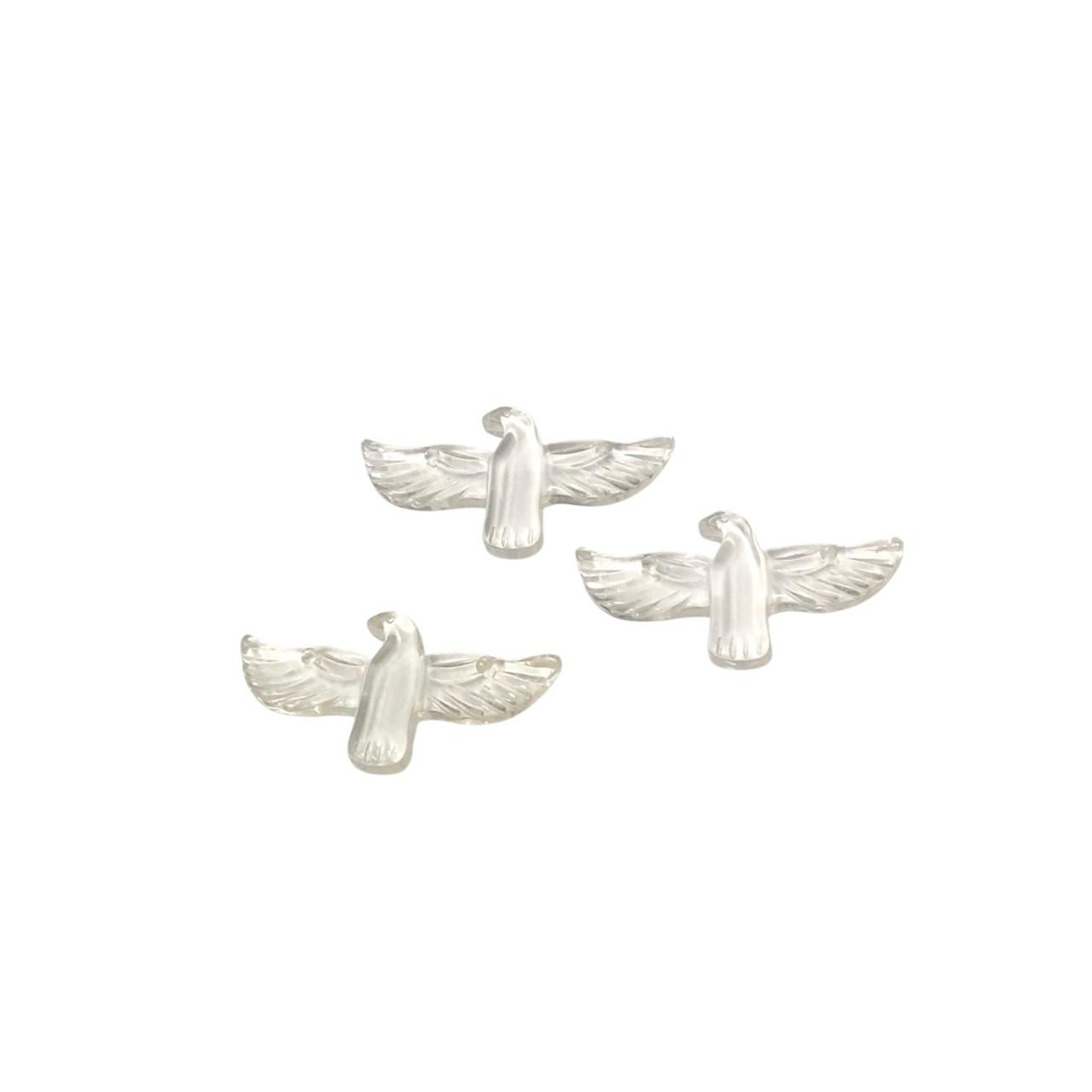 WhatsApp Image 2026-03-03 at 08.49.11 (24) Pingente Pomba 24x48mm Trabalhado Acrílico - 1 Und - Imagem 1