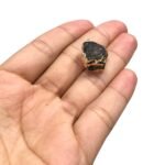 Pingente Pedra Disforme C/ Borda Dourado - 1 Und - Imagem 3