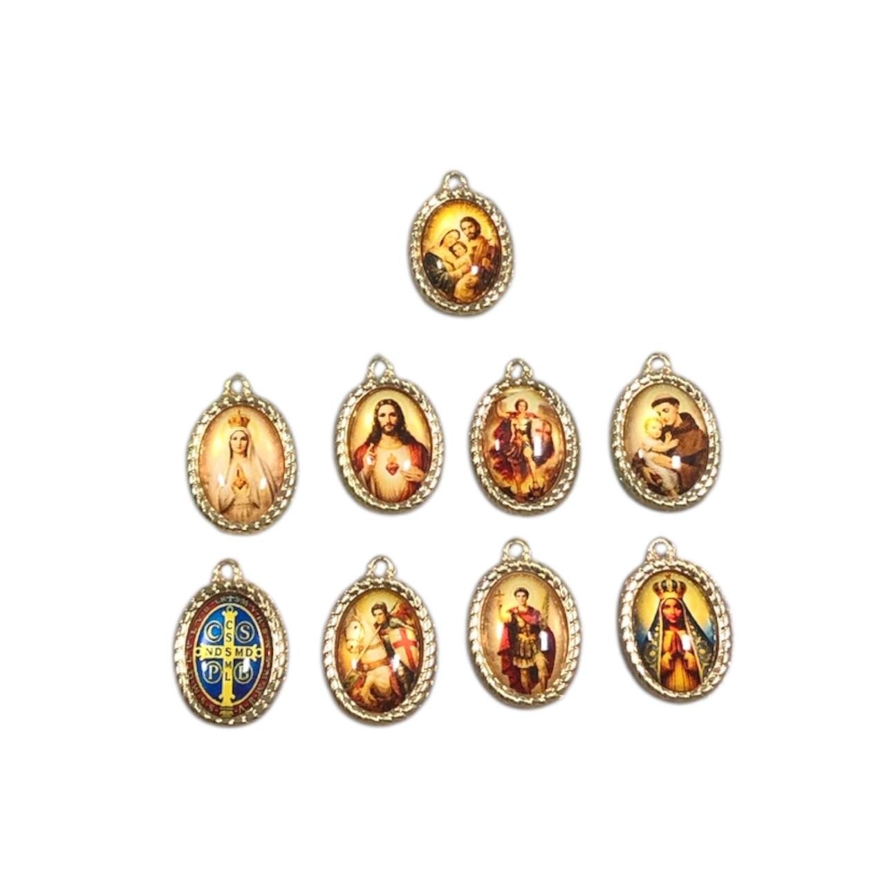 WhatsApp Image 2026-06-02 at 10.27.55 Pingente Religiosos 16x23mm Dourado – 1 Und - Imagem 1