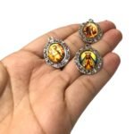 Pingente Religiosos 20x29mm Níquel – 1 Und - Imagem 3