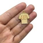 Pingente Camisa 10 Brasil 29mm Dourado – 1 Und - Imagem 2