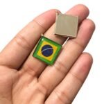 Pingente Bandeira Brasil Triângulo 28mm C/ Resina Dourado Exclusivo - 1 Und - Imagem 3