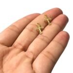 Pingente Cruz Trabalhado 15mm Dourado Exclusivo - 1 Und - Imagem 3