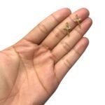 Pingente Cruz Trabalhado 17mm Dourado Exclusivo - 1 Und - Imagem 2