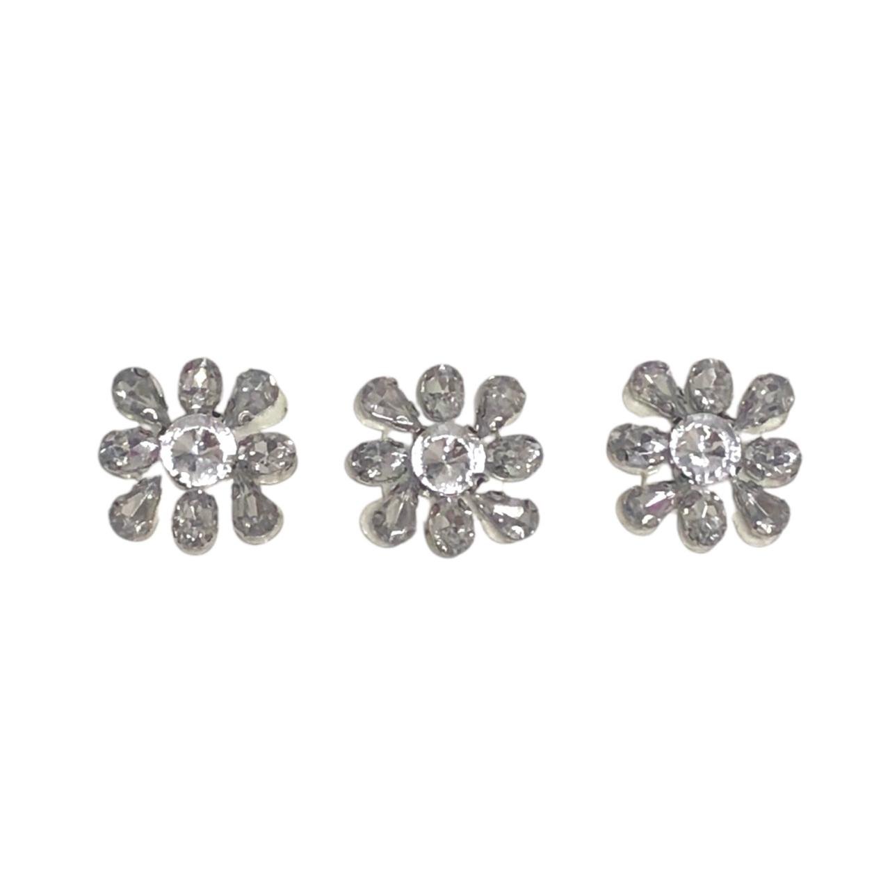 WhatsApp Image 2026-07-09 at 09.32.16 Broche Termocolante Flor 26x26mm Cristal Acrílico – 1 Und - Imagem 1