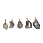 Pingente Pedra Disforme C/ Borda Dourado - 1 Und
