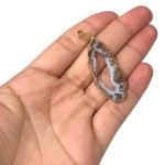 Pingente Pedra Disforme C/ Charneira Dourado – 1 Und - Imagem 4