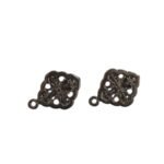 Base Brinco Losango Trabalhado 17mm Grafite – 1 Par - Imagem 3