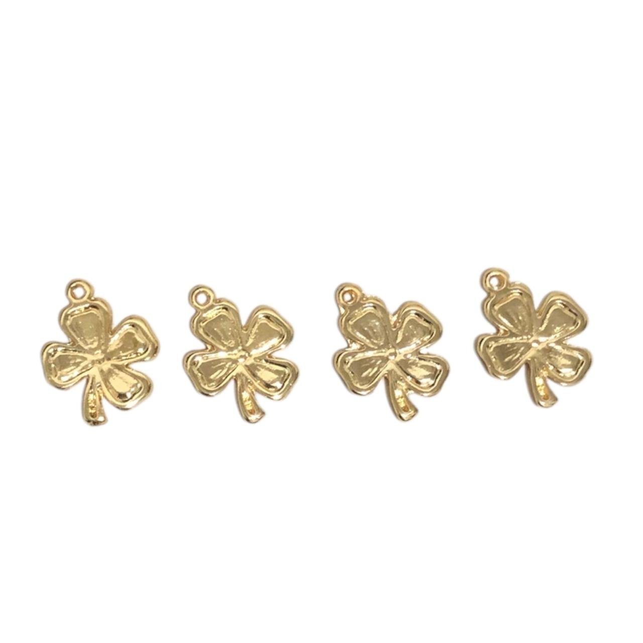 WhatsApp Image 2026-07-29 at 08.59.08 (7) Pingente Trevo 4 Folhas 20mm Dourado - 1 Und - Imagem 1