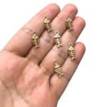 Pingente Peixe 17mm Dourado – 1 Und - Imagem 3