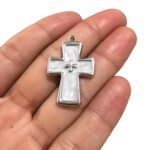 Pingente Cruz C/ Resina 21x33mm Níquel - 1 Und - Imagem 4