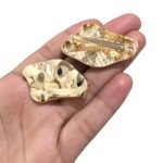 Fivela Disforme 31x45mm Dourado – 1 Und - Imagem 2