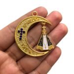 Pingente Lua C/ N. Sra Aparecida 48mm Dourado - 1 Und - Imagem 6