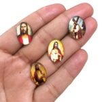 Aplique Religioso Oval 13x18mm Resina - 1 Und - Imagem 3
