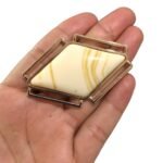 Fivela Losango C/ Resina  42x63mm Dourado - 1 Und - Imagem 3