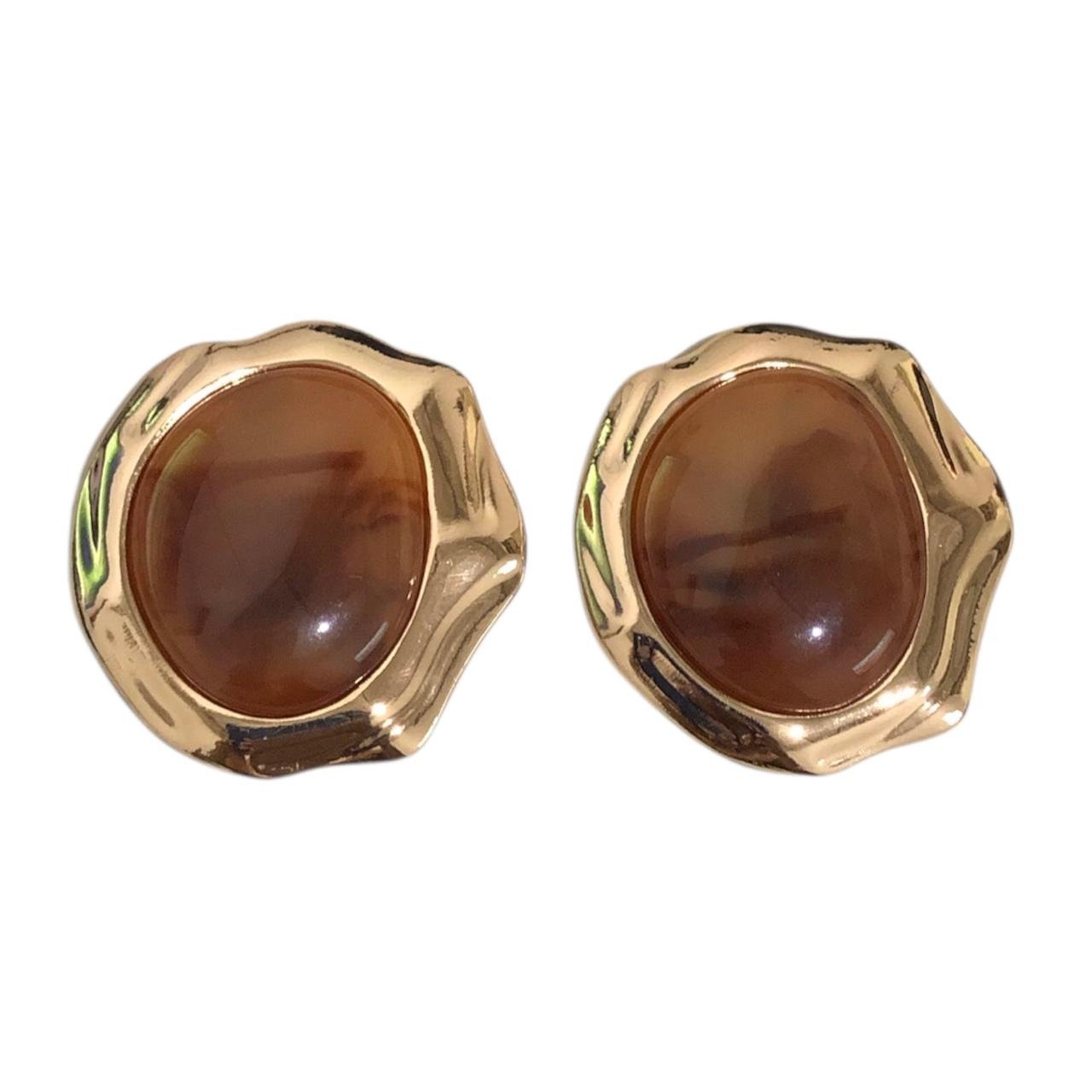 WhatsApp Image 2026-08-21 at 00.30.30 Fivela Disforme C/ Resina 48mm Dourado – 1 Und - Imagem 1