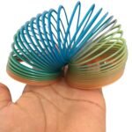 Lembrancinha Mola Maluca P Brinquedo – 1 Und - Imagem 2