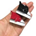 Mini Tênis P/ Amigurumi 5cm C/ Velcro - 1 Par - Imagem 2