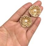 Botão Flor C/ Pérola 30mm Dourado - 1 Und - Imagem 2